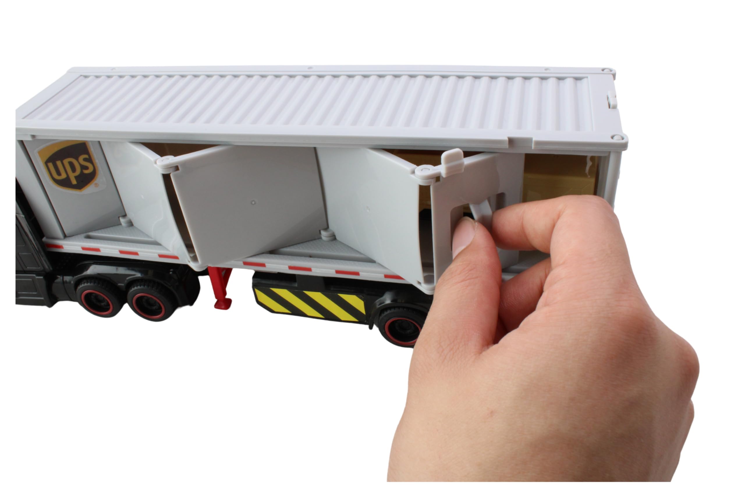 Daron Action Truck – UPS – Officially Licensed Delivery Truck Toy with Lights, Sounds, Forklift, Cargo Boxes, and Opening Doors for Kids Ages 3+ - Image 5