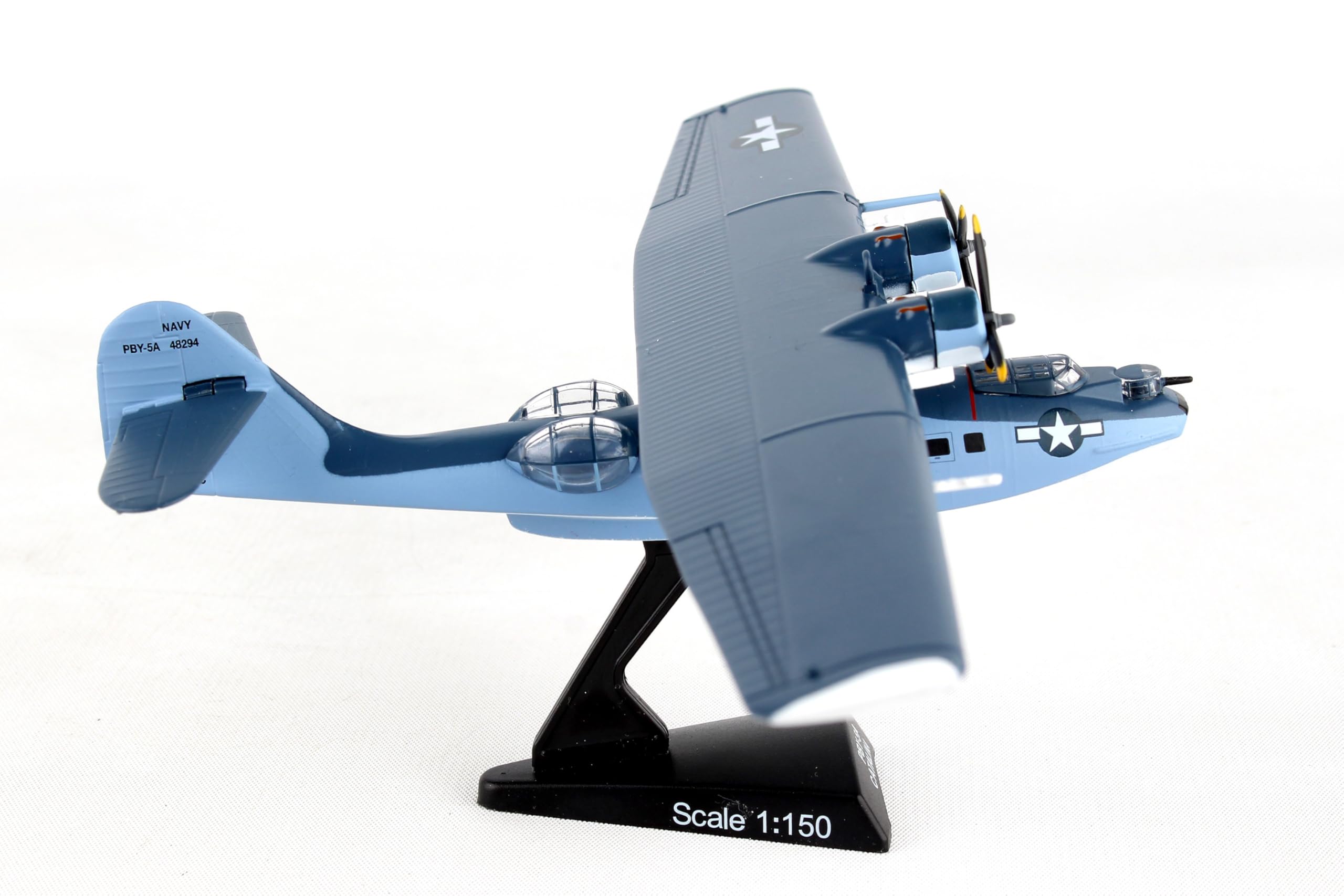 Daron Worldwide Trading Postage Stamp USN Pby5 Catalina 1/150 Airplane Model - Image 5