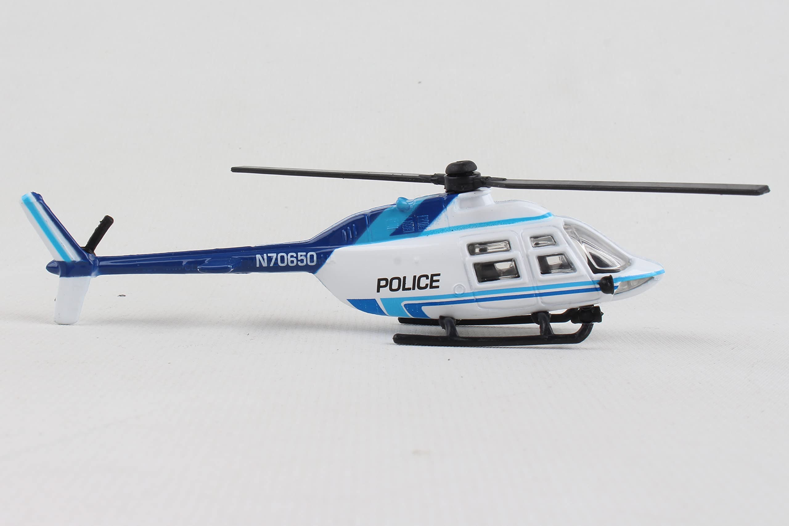 Daron Worldwide Trading Runway24 Police Bell 206 Jet Ranger - Image 4