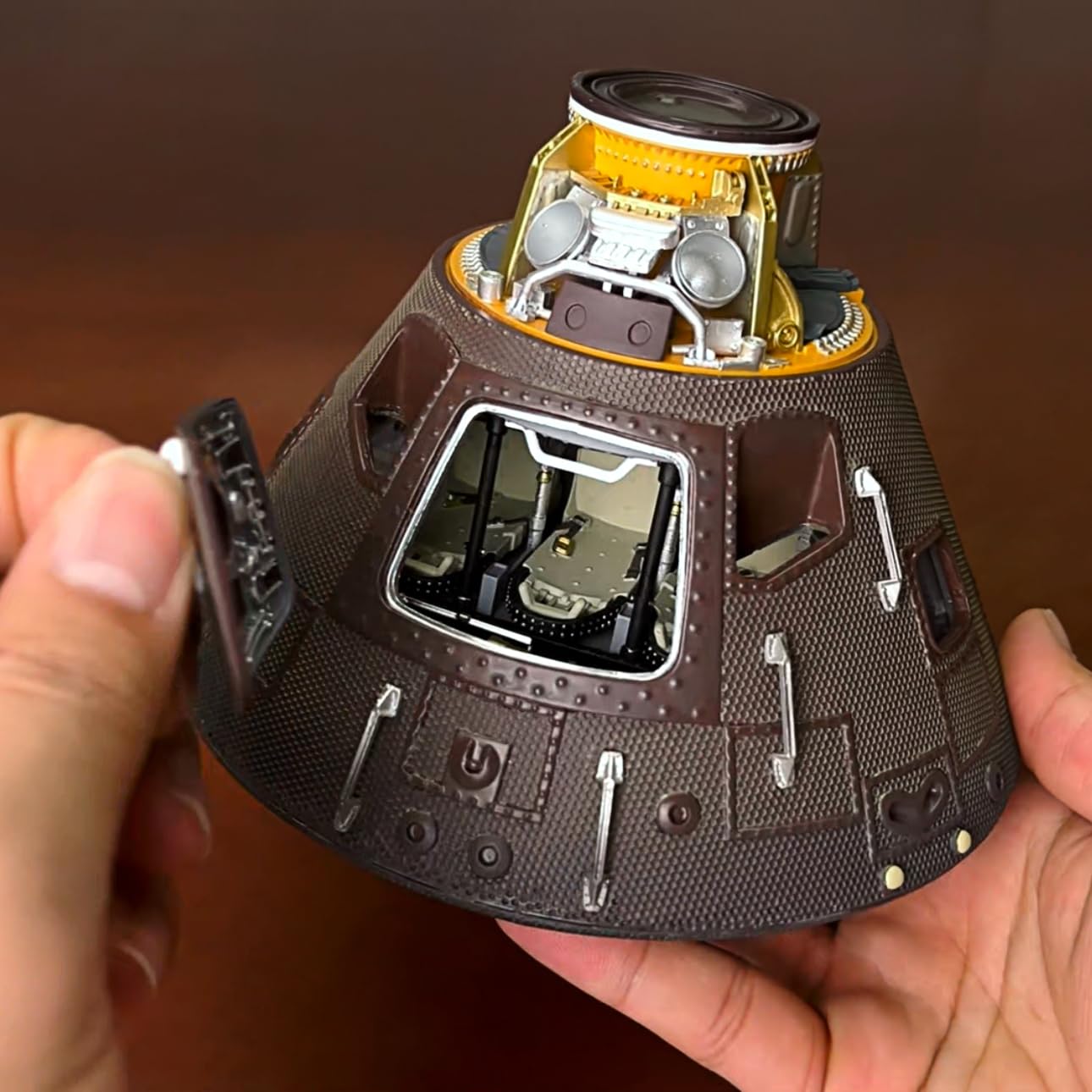 Executive Series Apollo 11 Capsule Model – 1:25 Scale, Officially Licensed NASA Spacecraft Replica, Injection-Molded Resin with Display Stand | Museum-Quality Collectible - Image 7