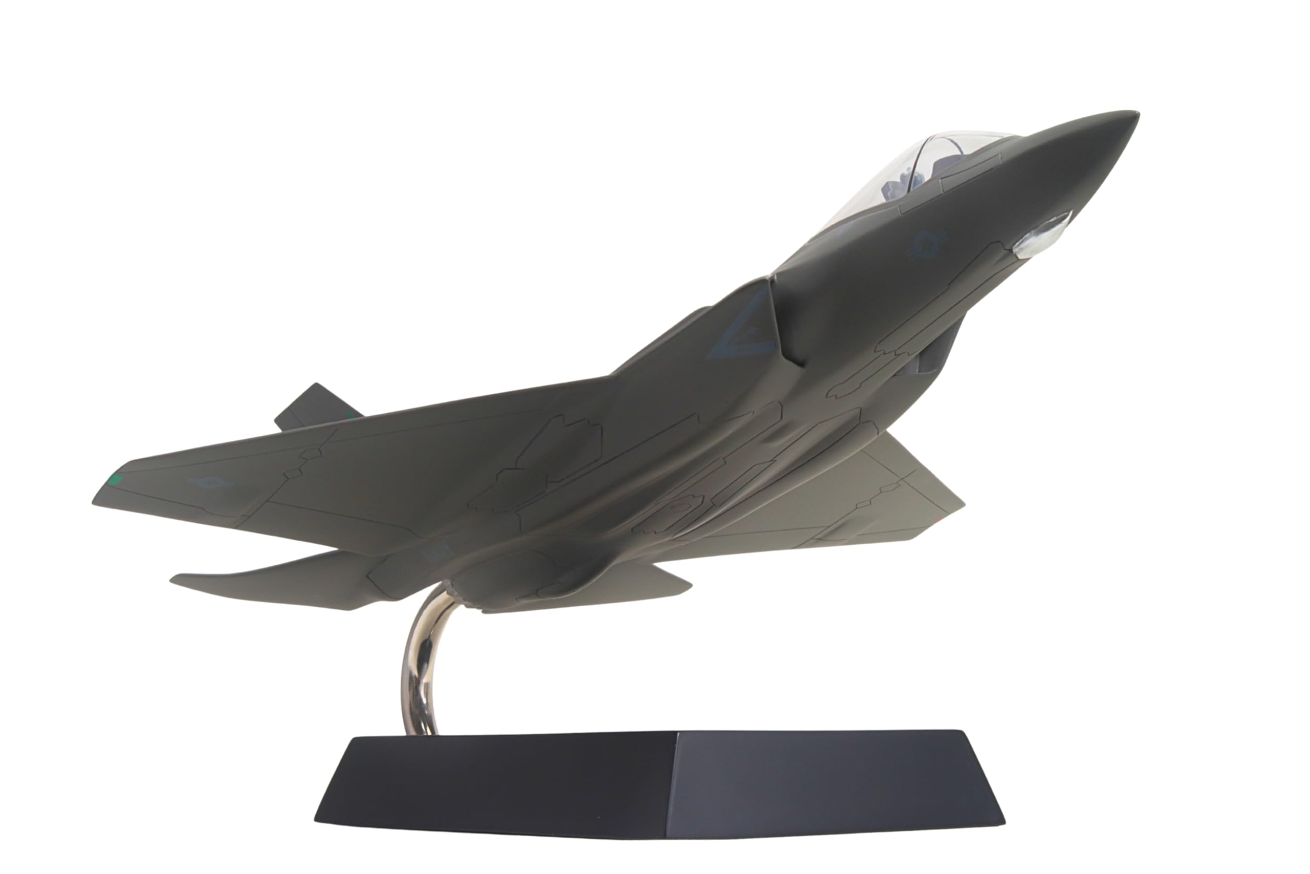 Executive Series F-35C Lightning II – 1/48 Scale Die-Cast Style Resin Model Airplane with Display Stand – Officially Licensed Navy Carrier Fighter Jet Collectible for Ages 14+ - Image 6