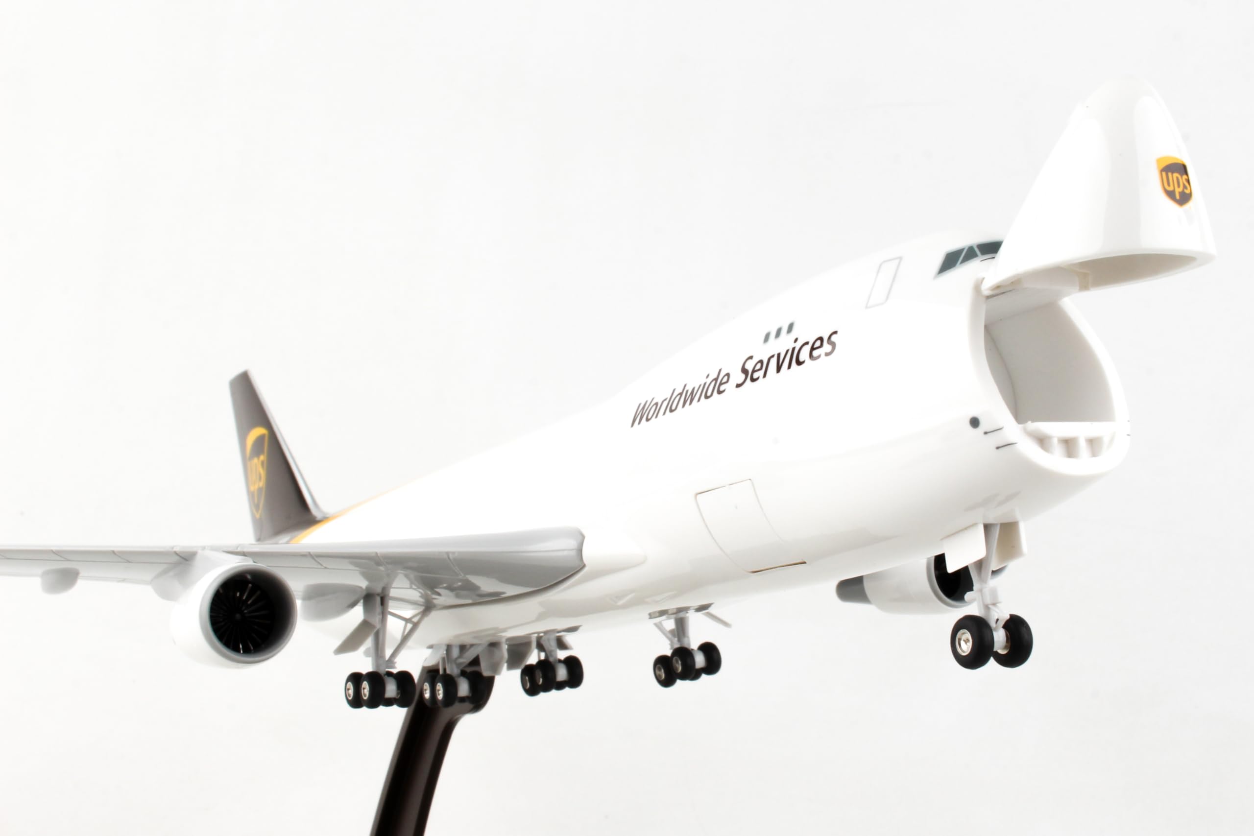 Skymarks UPS 747-400F 1/200 W/Gear & Opening Doors (SKR1113) - Image 5